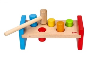 DREWNIANA ŁAWECZKA DO WBIJANIA KOŁKÓW Z MŁOTKIEM