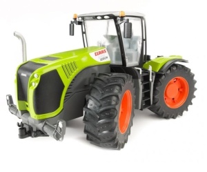 TRAKTOR CLAAS XERION 5000, BRUDER
