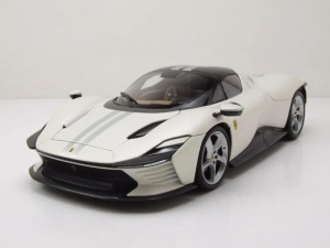FERRARI DAYTONA SP3 WHITE 1:18 BBURAGO, BBURAGO